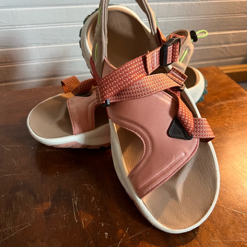 Nike athletic sandals